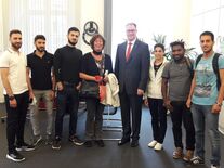 Besuch bei einer potentiellen Arbeitgeberin - Tag der Offenen Tür im Lübecker Rathaus. Foto: LINKplus