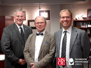 Treffen mit dem MSOE Vicepresident Dr. Erik Baumgartner (links), Ronald Wieder (Mitte) und Jens Thiedke. Foto: J. Mossbrucker, MSOE