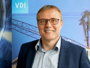Prof. Dr.-Ing. Horst Hellbrück ist neuer Vorsitzender des VDI Landesverbandes Schleswig-Holstein. Foto: Kerstin Stoffel-Wohlsen