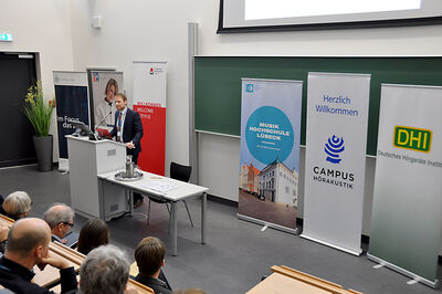 Hendrik Husstedt, Geschäftsführer Deutsches Hörgeräte Institut, DHI begrüßte die Gäste. Foto: TH Lübeck