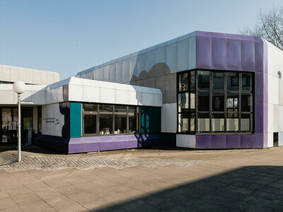 Das Gemeindezentrum Mümmelmannsberg in Hamburg. Foto: Gregor Zoyzoyla