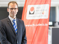 Verstärkung in der Geotechnik, Prof. Dr. Jan Lüking. Foto: TH Lübeck