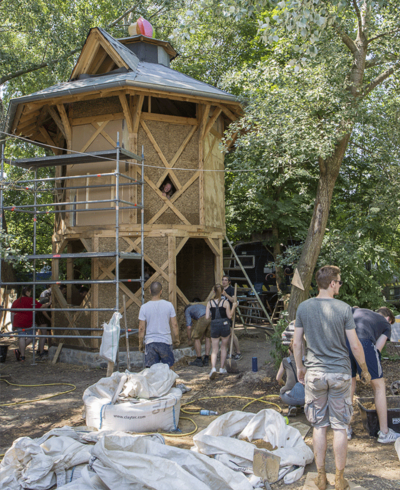 Holzskulptur