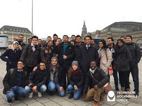 Exkursion nach Hamburg für Geflüchtete und internationale Studierende, organisiert und begleitet von Tutoren*innen des Welcome Projekts. Foto: TH Lübeck