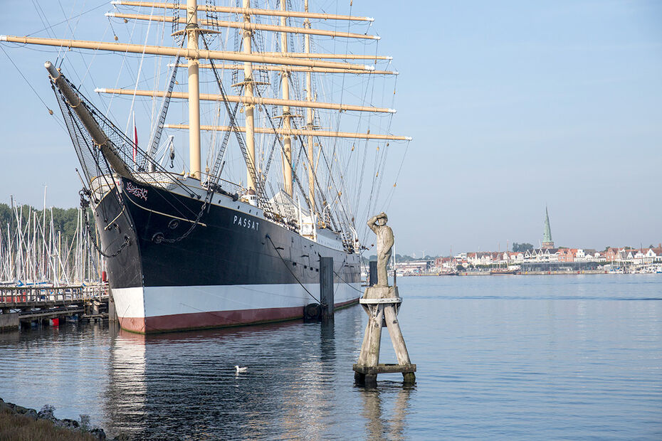 Blick auf die Viermastbark Passat, Travemünde